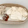 Kledingsets Herfst babymeisjes 2-delige kledingset Katoen met lange mouwen en kanten kraag Shirt Vintage geruite mouwloze romperpak Outfit voor peutermeisjes 230919