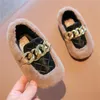 Barnstövlar Småbarn Spädbarn Winter Warm Plush Loafer Baby Girls Boys Outdoor Sneakers Bekväm mjuk botten Non Slip Barnskor