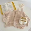 Zestawy odzieży Spring Infant Baby Romper 2pcs Ubrania Krzyny Pusty Wzór Sweter Swater Silny bawełniany kombinezon Borns Stroje 2309919