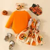 Kledingsets 018 maanden Babymeisjeskleding Halloween Lange mouw Oranje bodysuit Pompoen Hemdje Rokken Haarband 3-delige set Babyoutfits 230919