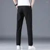 Męskie spodnie 2023 Letni zwykli mężczyźni spodnie Slim Fit Work Elastic TALIST Light Cienki chłodne szare khaki czarne spodnie Mężczyzna 28-38