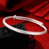 Bangle S999 Sterling Silver Armband Kvinnligt arv Enkel slipstorlek är justerbar