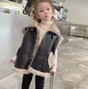 Ny vinter baby barn outwear waistcoat topp rockar flickor pu päls väst jacka pojkar kappa barn kläder varma tjocka jackor flicka kläder ytterkläder a05