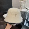 Gorro de inverno designer para mulheres fuzzy balde chapéu bonnet luxo bonés chapéu de lã quente moda senhoras aba larga chapéus carta ouro chapeau g5