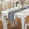 Chinês moderno simples corredor de mesa clássico retro preto e branco vermelho chá pano moda decoração casamento mesa flag2257