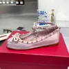 Frauen-Satin-Ballett New MIUM Damen-Schleife-Ballett-Fliege-Seidensatin-Kreuzriemen-Knöchel-Mary-Jane-Damen-beiläufige weibliche Ferien-flache Schuhe