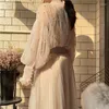Kvinnors blusar 2023 Fashion Autumn Women Sweet Beads Bubble Sleeve Pearls Button Gaze Ladies Elegant Mesh Shirt Blusas Tops