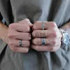 Bagues de bande 2023 Ins Light Luxury Ciment Gris Crack Set Bague Couple Niche Design Titane Acier Vieux Charme Bijoux x0920