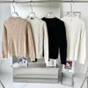 919 2023 SWEATER AUTN RUNWAY CREAT ZŁOŻONY ZŁOŻONA KARCIE CARDIGAN BARE BIAŁY KHAKI DRUKA MODA MODA Casual Women Ubrania Yuecheng