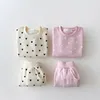 Set di abbigliamento Neonata Vestiti di cotone Modello di cuore Completo per bambini Casual Maglione con cappuccio a maniche lunghe Set di due pezzi Versione coreana