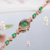 Armbandsur Women's Watch Brand Light Luxury Jade Green Diamond Armband Waterproof Fashion High Grade Quartz V16