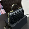 Frauen Luxus Tasche Umhängetasche Metall Griff WOC Schulter Tasche Klassische Mode Mini Tasche Mini Handtasche Metall Kette Tasche Handtasche