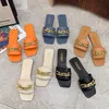 Women's Sandals and Slippers Summer New Style One-Line Metal Chain Outerwear Fashion Ladies Shoes Wholesale