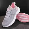 Elbise Ayakkabı Yeni Moda Platformu Kadınlar İçin Spor Ayakkabıları 2022 Günlük Rahat Nefes Alabilir Örgü Sporlar Bayanlar Açık Mekan Koşu Ayakkabıları 40 X0920