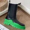 Yeni Moda Botları Lüks Tasarımcı Ayakkabı Mektubu Zhongtong Şeker Ayakkabı Kadın ve Erkek Moda Botları Açık Motor Anti Motosiklet Botları Orijinal Deri Sıcak Ayakkabılar