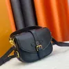 2023 New Women Designer Bag Counter Bag جودة Saumur BB حقيبة يدوية مياه تموج جلدية جلدية محفظة سوداء M46740