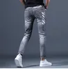Mäns jeans högkvalitativa fotledslängd tryck denim byxor smala fit sexiga casual jeans gata grå jeans byxor; 230920