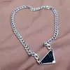 Designer Silver Color Mens Necklace Women Triangle Letters Love Trendy Punk Men Emamel Cool Street Womens Pendants Halsband Damkedjor Luxury Jewlery F23