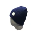 2023 Cappello a cuffia di design più pile ispessito da uomo e da donna autunno e inverno caldo cashmere lavorato a maglia classico stile caldo