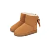 Designer kinderlaarzen Ultra Mini Australische kinderlaarzen Fashion Back Strikjes Kastanje Winter Babyschoenen Enkellaarsjes Echt leer Bont Bottes Maat 21-35