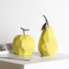 Obiekty dekoracyjne Dekoracja pokoju żółta rzeźba gruszki jabłek w stylu nordyckim akcesoria do dekoracji domowej symulacja ceramiczna 230920