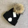 Designers French brand Skull Caps luxury mens women warm fashion gril Beanie hats Christmas Detachable fur ball G239202PE-3