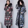 Trenchs de femmes Manteaux d'hiver Veste Femmes Camouflage Long Manteau Femme Parka Coréen Épais Rembourré Vestes À Capuchon Parkas Mujer 2023 KJ675