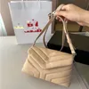 Designer Crossbody Bag axelväska Kvinnor Purses Coin Bag Luxurys små handväskor Klassiska klaffvågmönster broderi tråd 5a topp q kgju