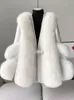 Womens Fur Faux Fur BPN Elegante Patchwork Diamantes Casacos De Peles Falso Para Mulheres V Neck Manga Longa Soild Emendado Cinto Temperamento Casaco De Inverno Feminino 230920