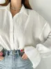 Kvinnors blusar Casual Women White Shirt Autumn 2023 Top Cotton Street Fashion Collar Long Sleeve