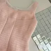 Vestido de dos piezas Otoño francés rosa chaqueta de manga larga sin mangas dama traje dulce elegante pequeño fragante dos piezas tweed conjunto de mujeres 1723 230920