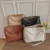 Masowa torba kobiety luksusowa torebka skórzana czarne wytłaczanie torby na ramię designerskie torebki torebka torba crossbody messenger 7233