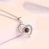 Pendentif Colliers 100 langues Je t'aime Collier de projection avec boîte-cadeau rose pour petite amie 2023 Valentine Présent Luxe Zircon