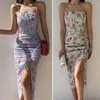 Casual Dresses Women Print Camisole Dress 2023 Summer Beach Style Elegant V-ringad ärmlös knappdekoration Sexig lång