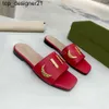 New 23ss Women Slippers Designer Shoes Rubber Flat Sandals Leather Slides Summer Alphabet Slipper Golden Letter Loafers Classic Womens Fashion Shoe