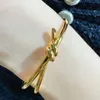 Bangle European rose gold rope knot bracelet women's high-end fashion luxury brand high-quality jewelry party gift 230921