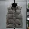 Gilet da uomo 2023 Abbigliamento uomo Dolcevita Velluto a coste di cotone Casual Mens Oversize Gilet senza maniche Comodo inverno Addensare Vest Top