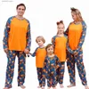 Dopasowanie rodziny 2023 Nowa rodzina Halloween pasująca swobodna piżama na szyję Zestaw rodzica-dziecko 2 kawałki garnituru Baby Romper Sleepwear Soft Loose Pajama T230921