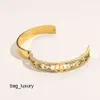 الأساور الكلاسيكية بالجملة Women Bangle Designer Bracelet Crystal Gold Gold Flaged Stafless Steel Lovers Gift Jewelry ZG1463