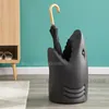 Paraply Stands Nordic Cartoon Stand Creative Shark Storage Bucket Modern Minimalist Door Rack Wine Barrel 38x66cm 230920