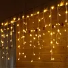 Lumières de glaçons solaires extérieurs 3M 128led 5m 256led 10m 300led Icicle rideau de rideau léger avec un jardin éloigné de Noël