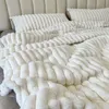 Sängkläder set high end förtjockas plyschuppsättning för vinterens höst varm konstgjord kanin sammet täcke täcke 4 st värme set 230921