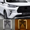 2st för Toyota AVANZA 2022 2023 LED DAGIME RUNKLIGHT MED GUL TURN SIGNA LIGHT BUMPER DRL FOG LAMP COVER