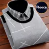 Maglioni da uomo inverno caldo falso in due pezzi maglieria moda classica pullover casual allentato camicia da uomo di marca con fondo vestibilità regolare top 230921