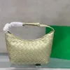 Bvbag Bolsas de Ombro de Alta Qualidade Saco de Designer Tecido Totes Grandes Mulheres Outono Inverno Tote Bag Suave Alça de Ombro Ajustável Bolsa de Couro 230921