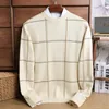 Мужские свитера 2023, весенне-осенний свитер с круглым вырезом, молодежная мода для отдыха, клетчатая вязаная футболка, высококачественная шерстяная футболка
