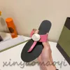 Clássicos das mulheres sapatos para sandálias femininas tangas para mulher chinelos de couro dupe designer slide chinelo luxo flip flops