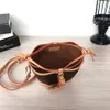 Bolso de cubo Diseñador de bolsos Bolsos de hombro de lujo para mujer Moda elegante Cruzado Clásico Mensajero Gran capacidad Retro Alta calidad