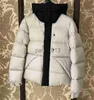 Parkas pour hommes Veste en nylon pour hommes Manteau court d'hiver Poignets élastiques chauds Poche à capuche Coupe-vent Vêtements d'extérieur X0921