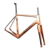 Cadre de vélo de gravier avec câble externe, frein à disque, peinture personnalisée GR029, support de pédalier BSA, pneu Max 700x42c disponible 49-58cm